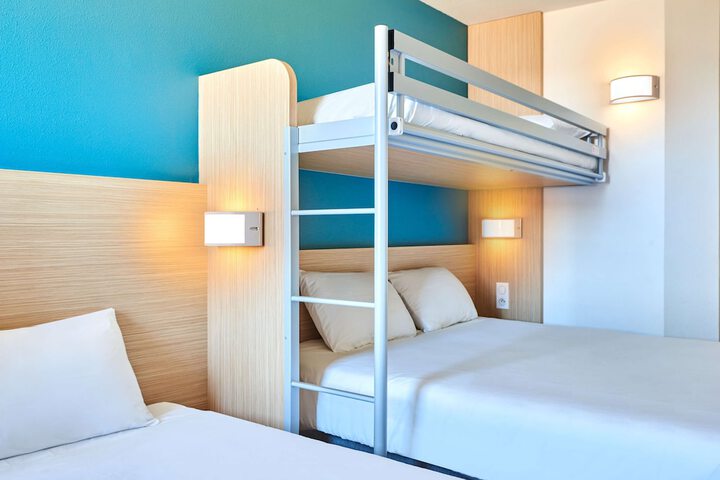 Room 21 of 65