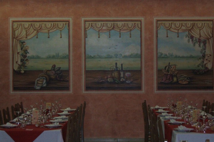 Dining 5 of 13