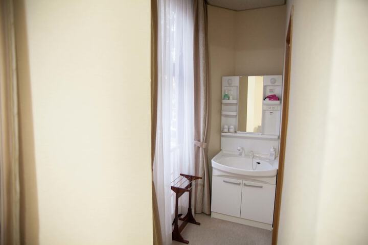 Bath Amenities