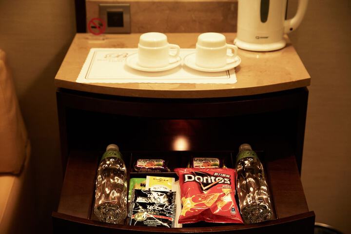 Room 29 of 52