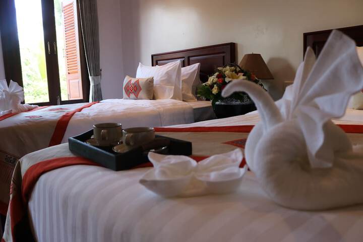 Room 15 of 156