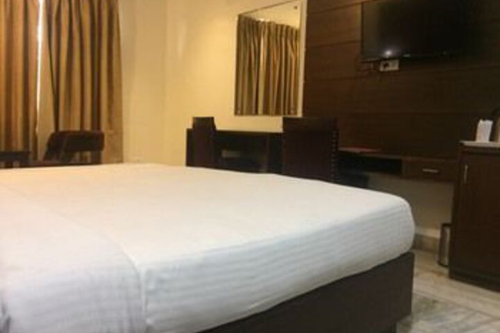 Room 16 of 41