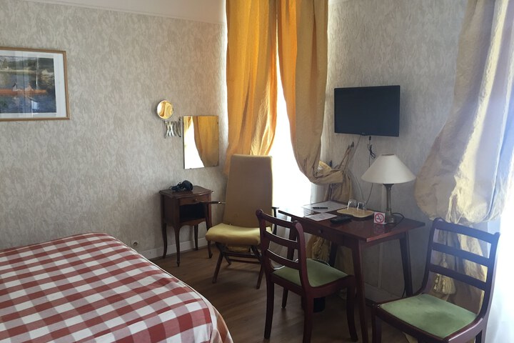 Room 6 of 41