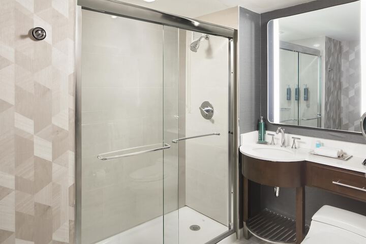 Bathroom shower