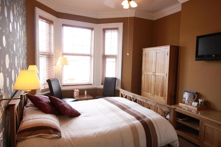 Brentwood Guest House Image 7