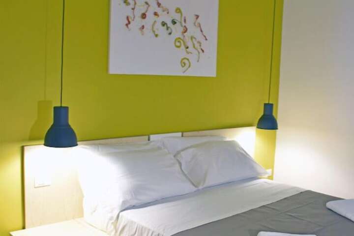Room 18 of 31