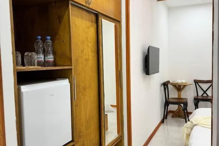 Room 2 of 42