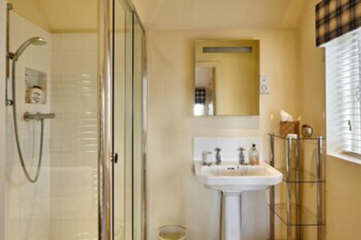 Room 3 of 22
