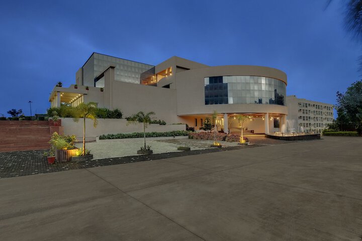 Hotel 50 of 53