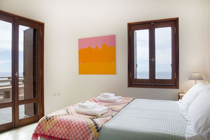 Room 16 of 40
