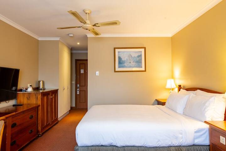 Room 8 of 58