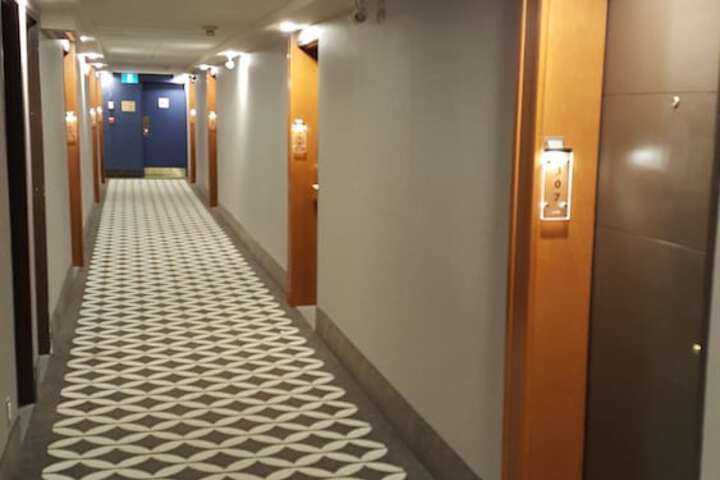 Ballroom/Hall 53 of 57