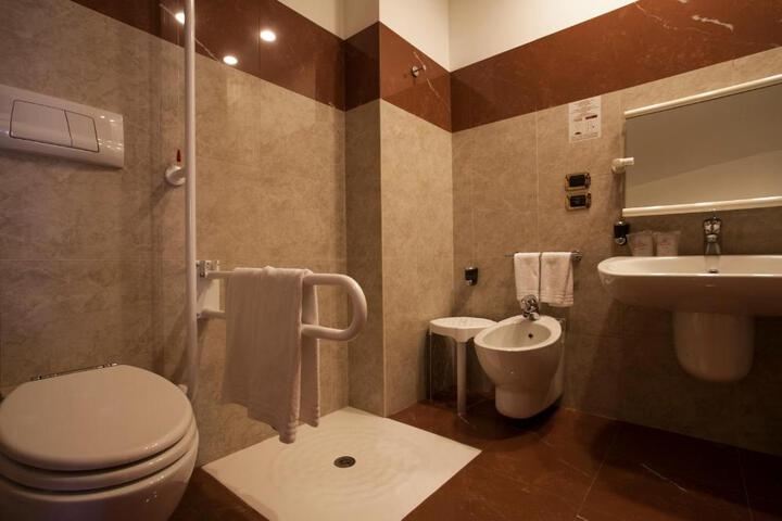 Photo 27