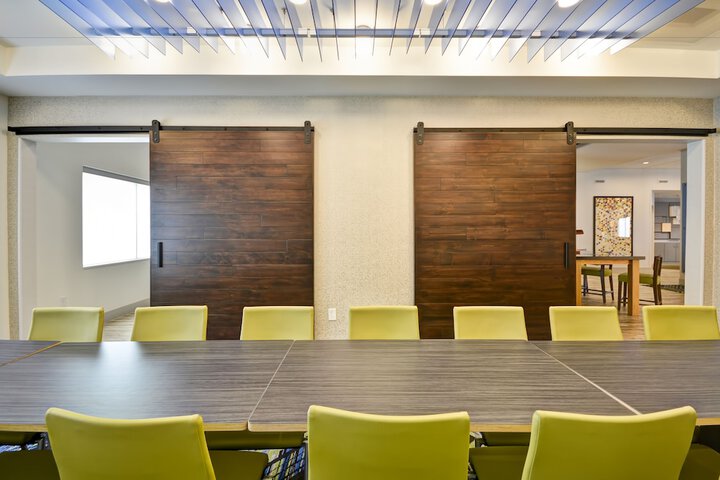 Meeting facility
