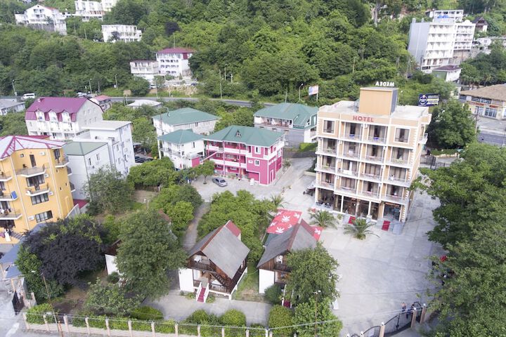 Hotel 3 of 35