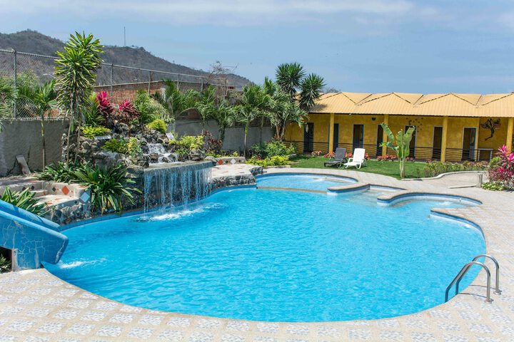 Pool 39 of 59