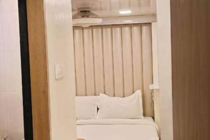 JUHU BLISS INN