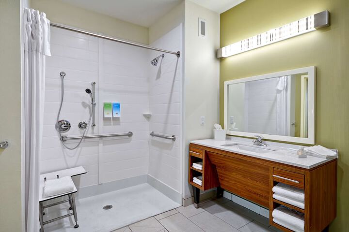 Bathroom shower