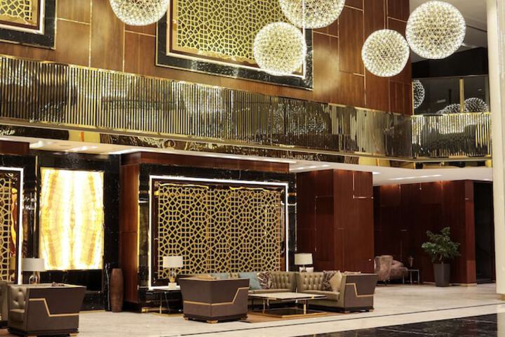 Guest Lobby