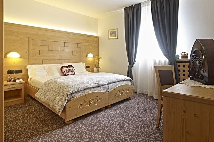 Room 4 of 45