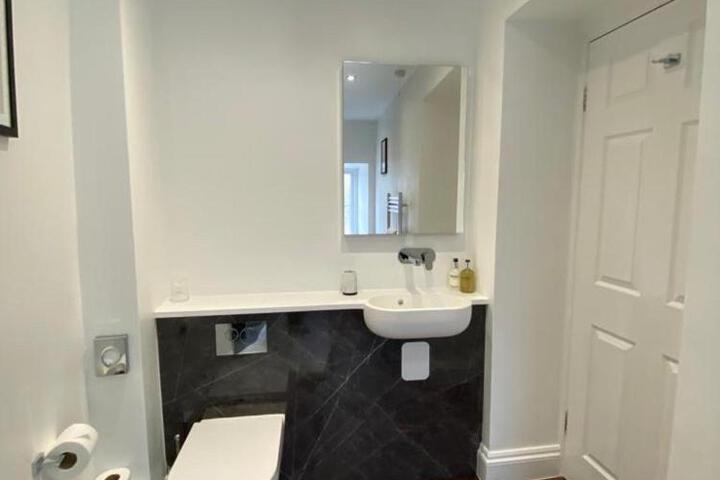 Guest Suite Photo
