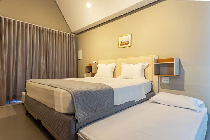 Room 27 of 218