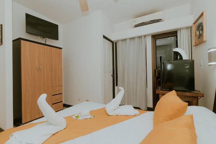 Room 17 of 80