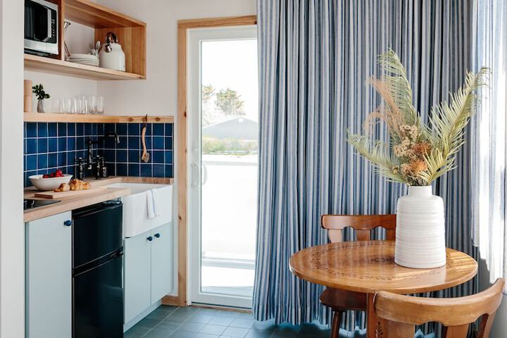 Deluxe Double with Kitchen (4 of 4)