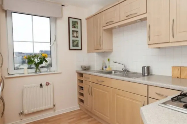 Cozy Complete Flat for 4 in Leith