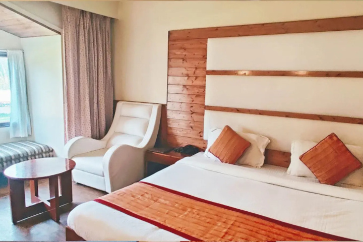 Room 3 of 14