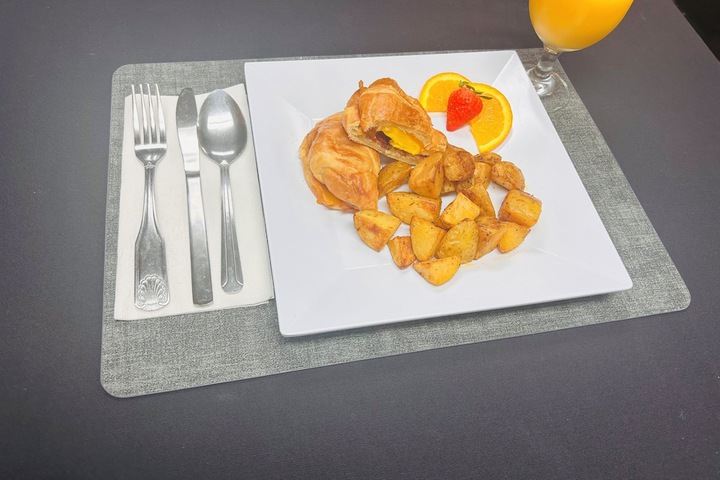 Breakfast/Coffee Service 53 of 67