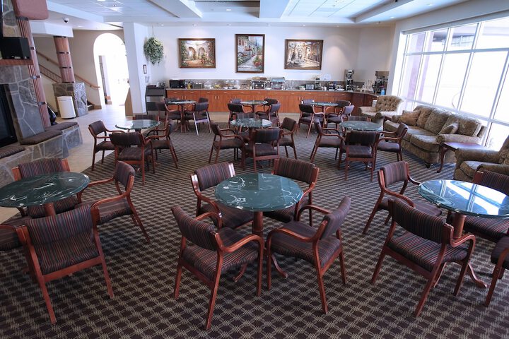 Breakfast/Coffee Service 24 of 39