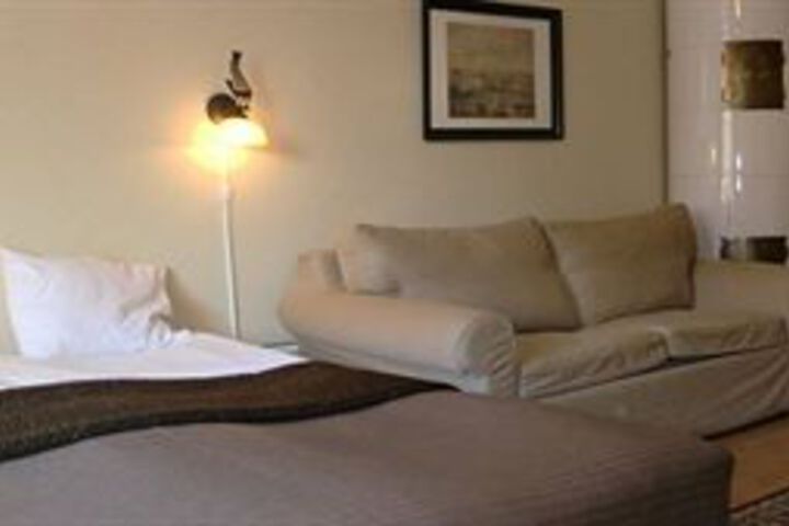 Room 15 of 28