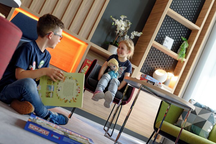 Childrens Activities 32 of 70