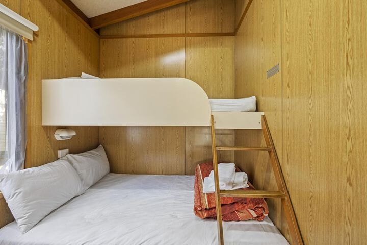 Room 14 of 97