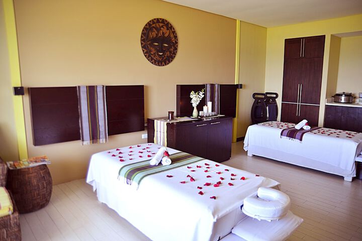 Room 93 of 161