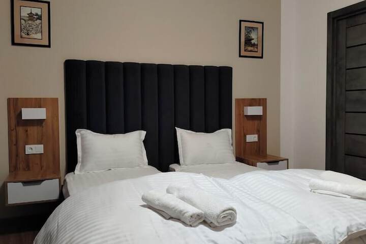 Room 18 of 49