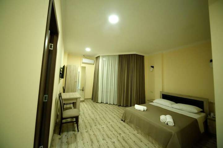 Room 22 of 51