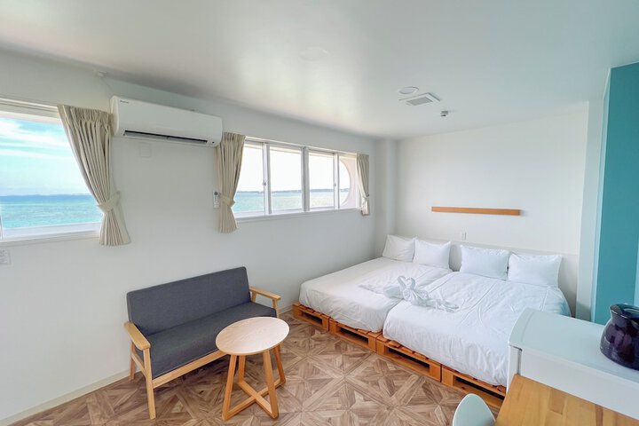 Room 7 of 26