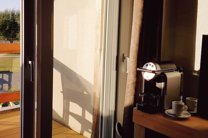 Room 2 of 51