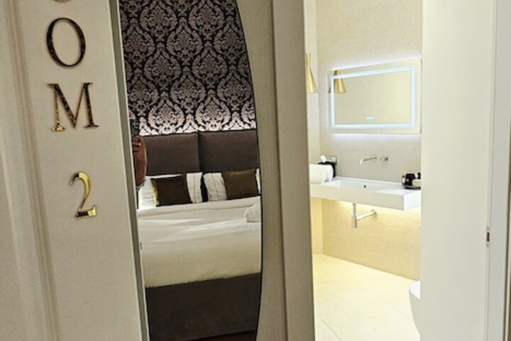 Room 47 of 68