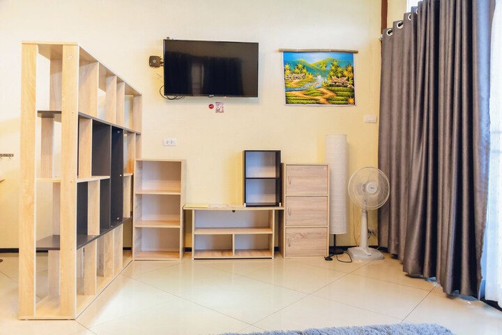Room 75 of 196
