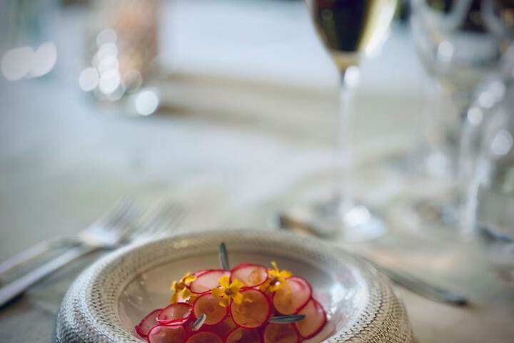 Dining 39 of 48