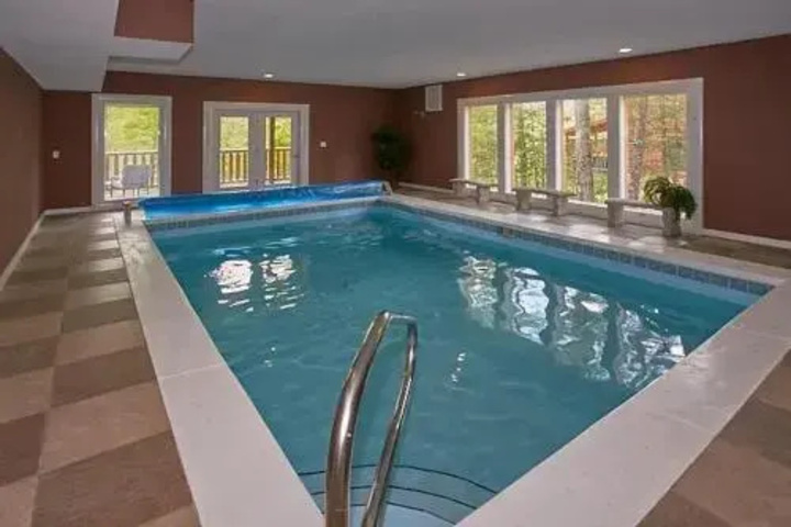 Pool 10 of 14