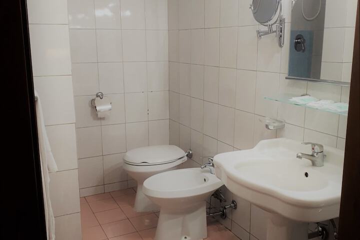 Clean Restrooms