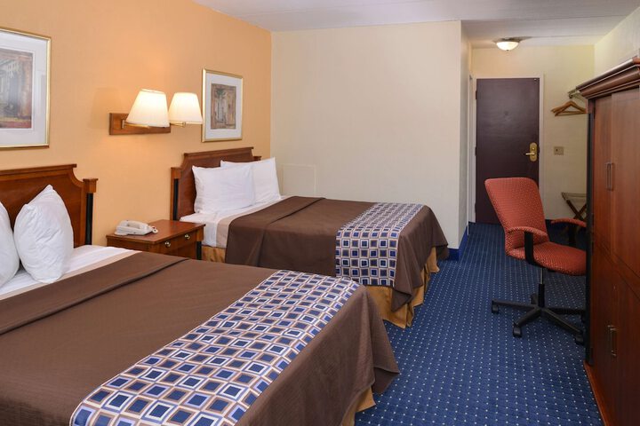 2 Double Beds Balcony (2 of 5)