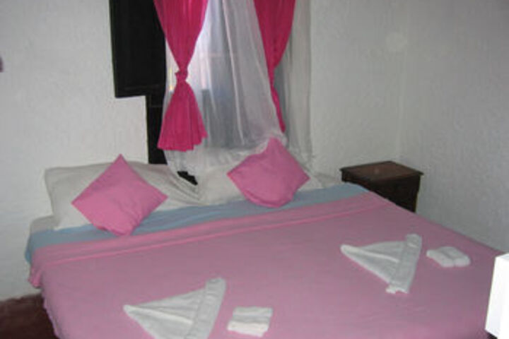 Room 8 of 23