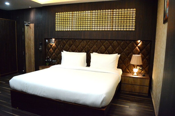 Room 48 of 110