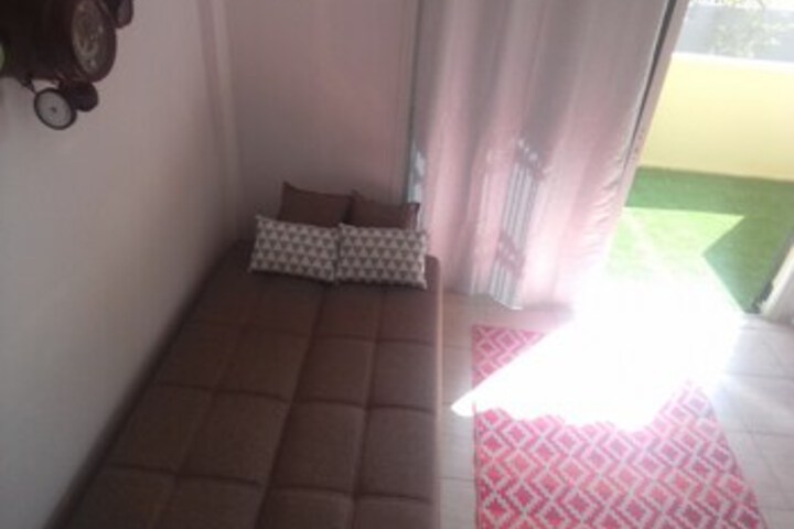Room 13 of 32