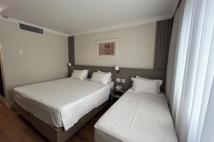 Room 20 of 52